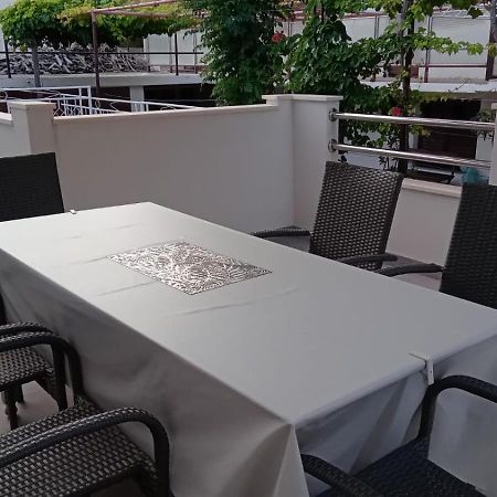 Apartment Biskupovic Dugi Rat Dış mekan fotoğraf