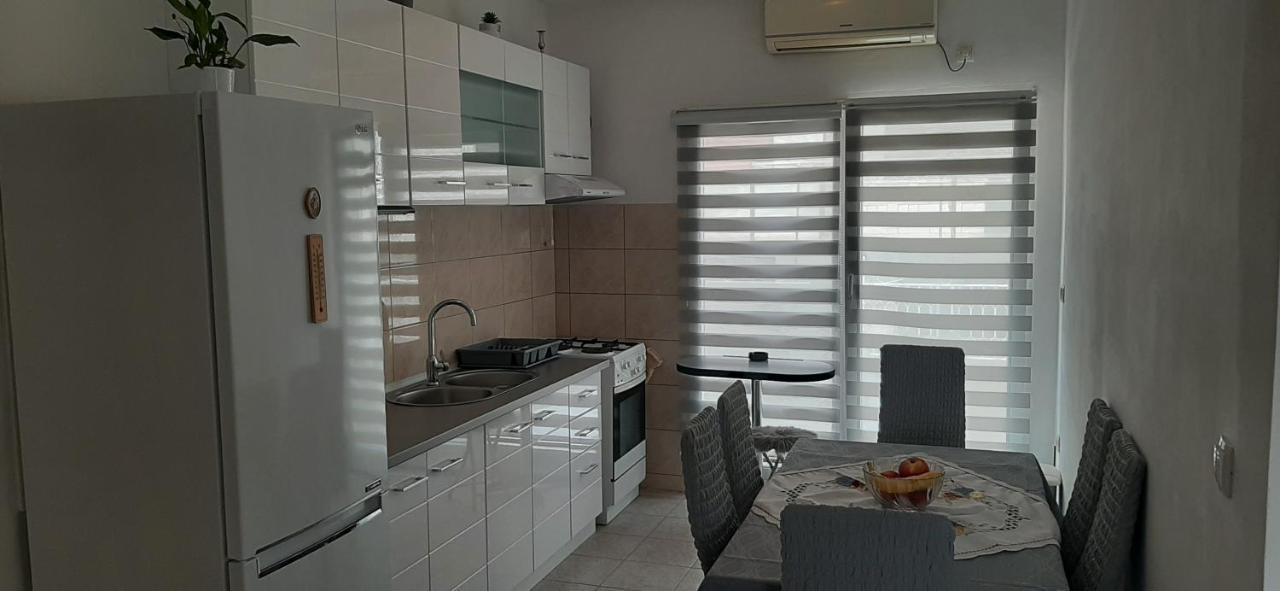 Apartment Biskupovic Dugi Rat Dış mekan fotoğraf
