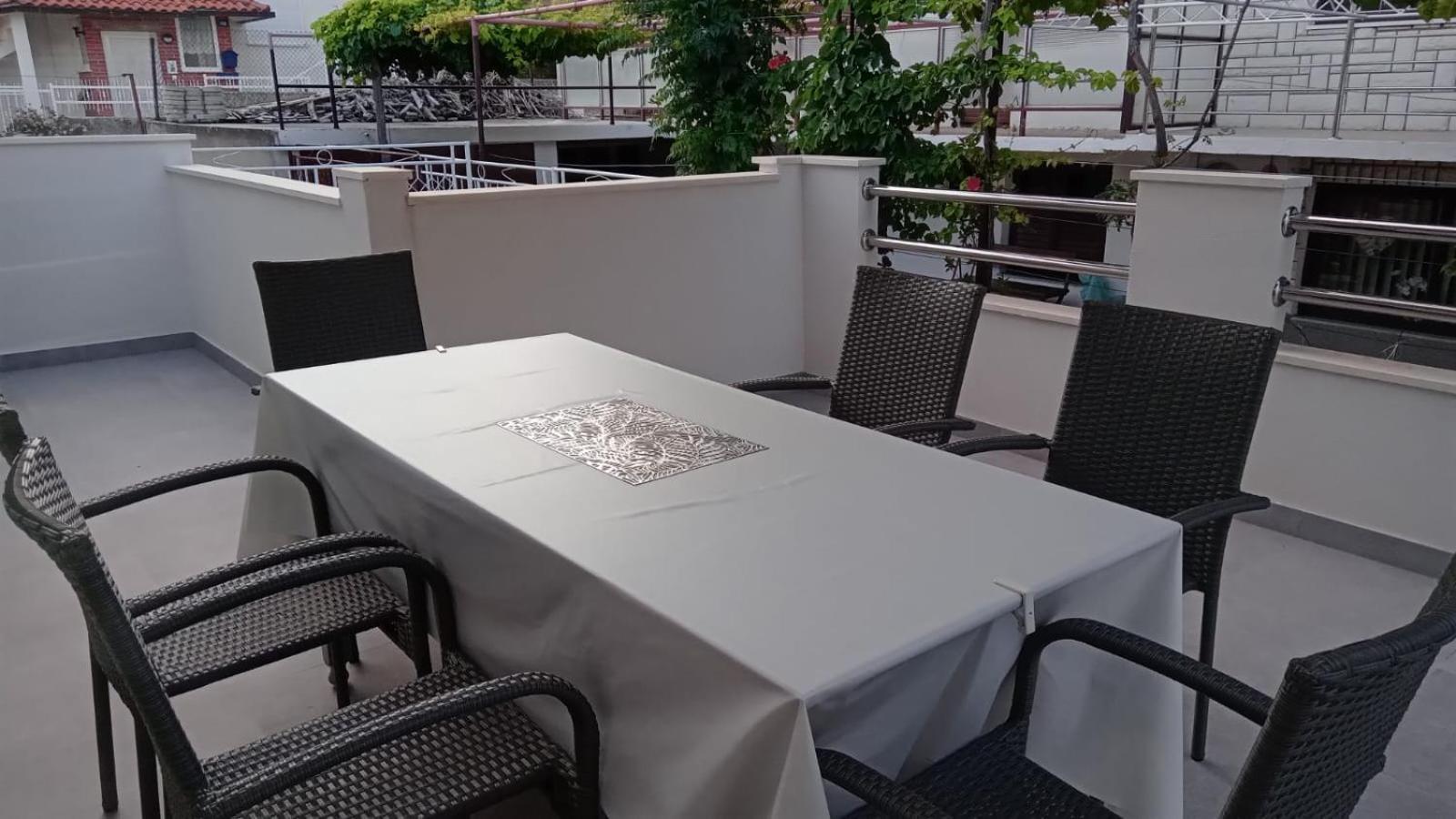 Apartment Biskupovic Dugi Rat Dış mekan fotoğraf