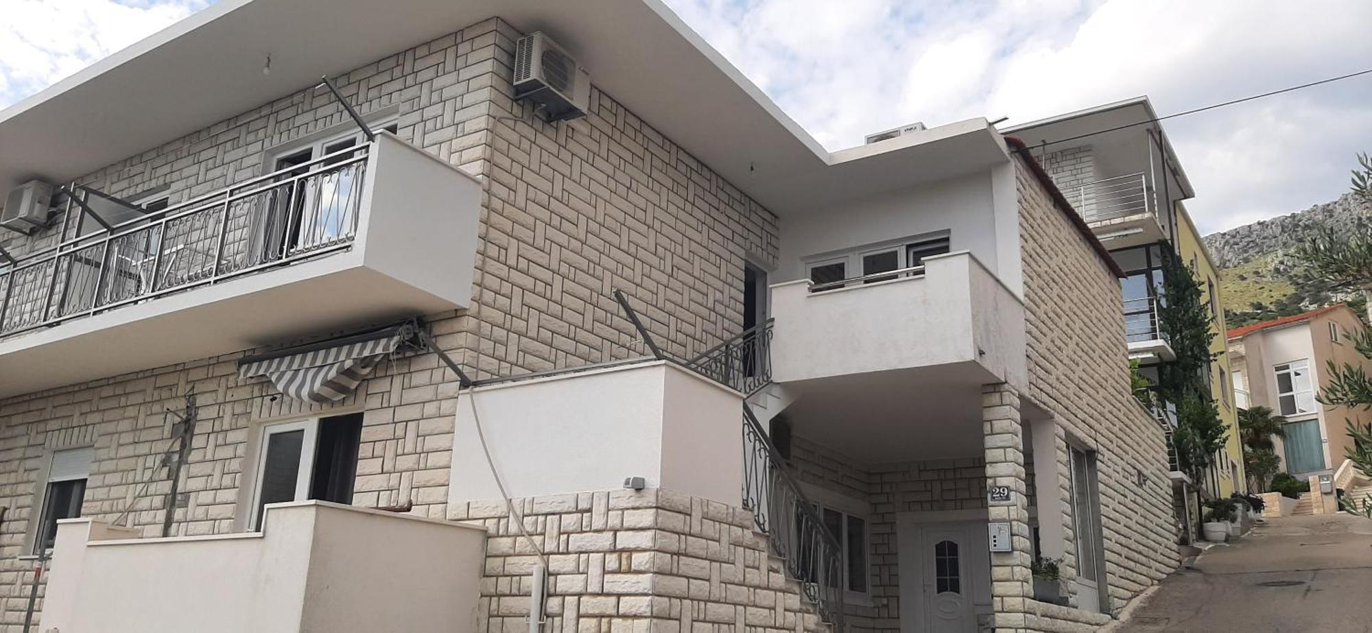 Apartment Biskupovic Dugi Rat Dış mekan fotoğraf